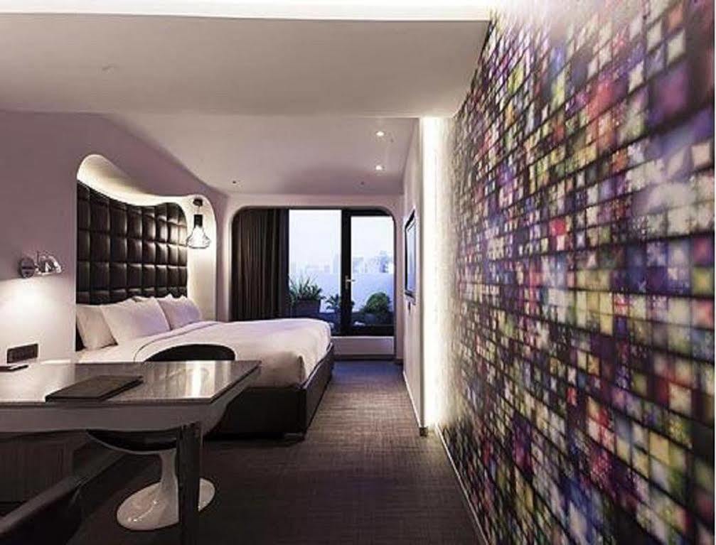 Royal Hotel Group- Central Park Branch Гаосюн Экстерьер фото